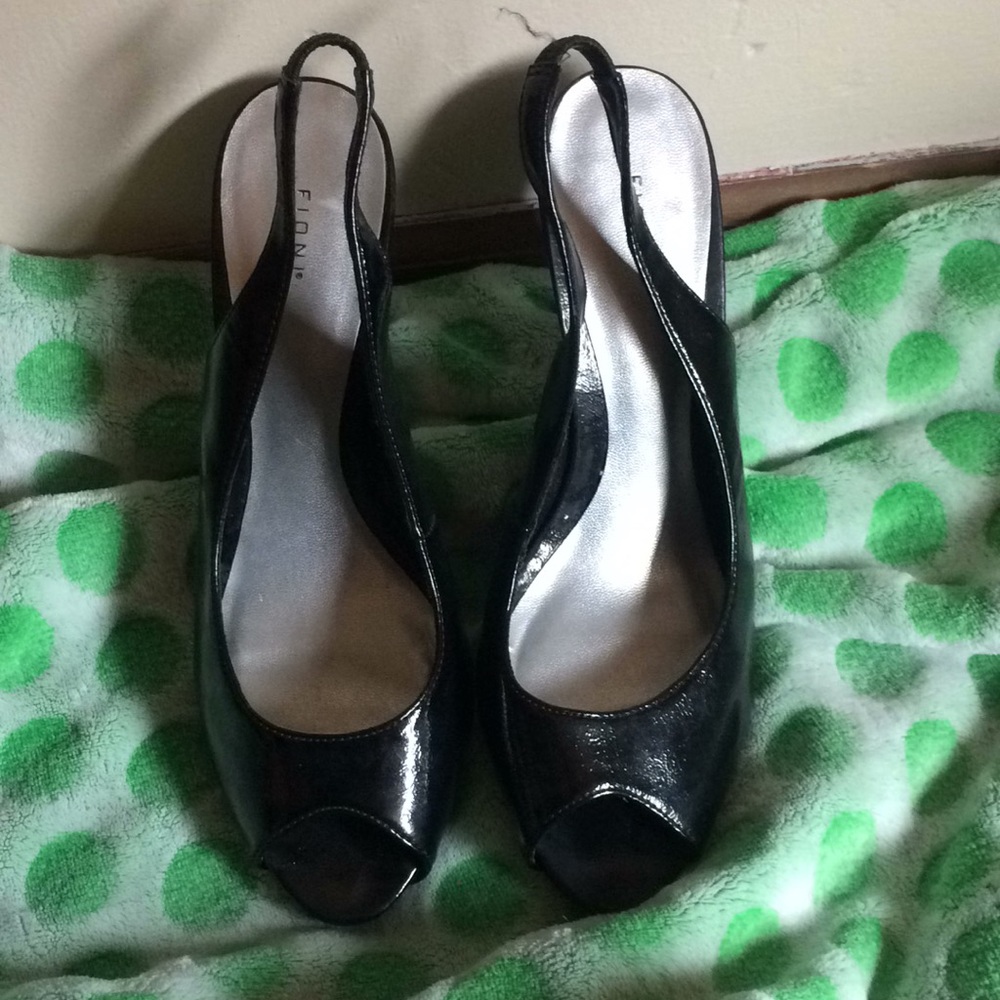 Fioni Black Peep Toe Heel
